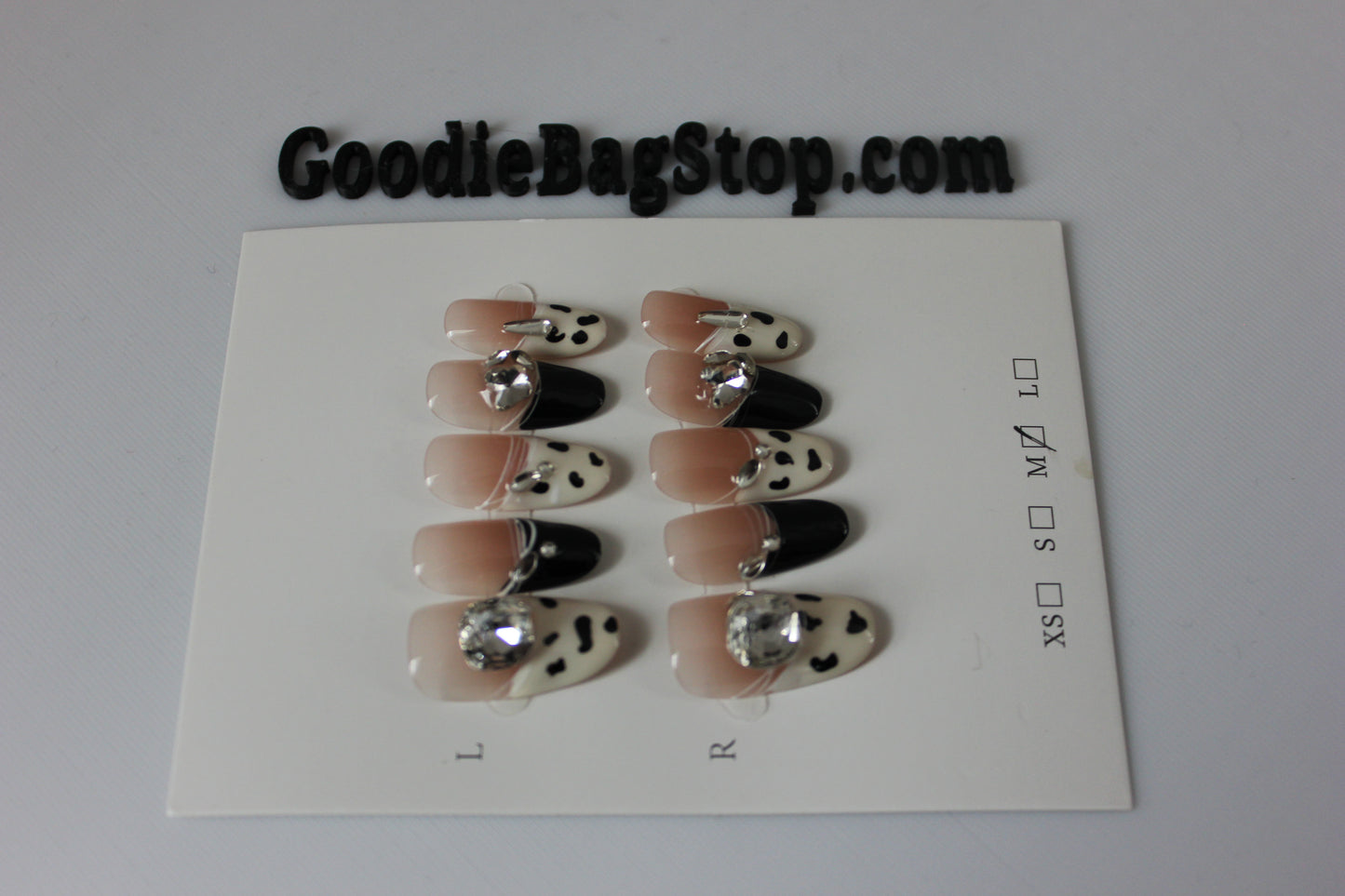 Designer Press On Nails