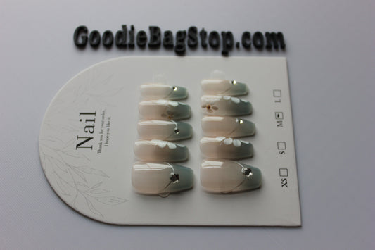 Designer Press On Nails