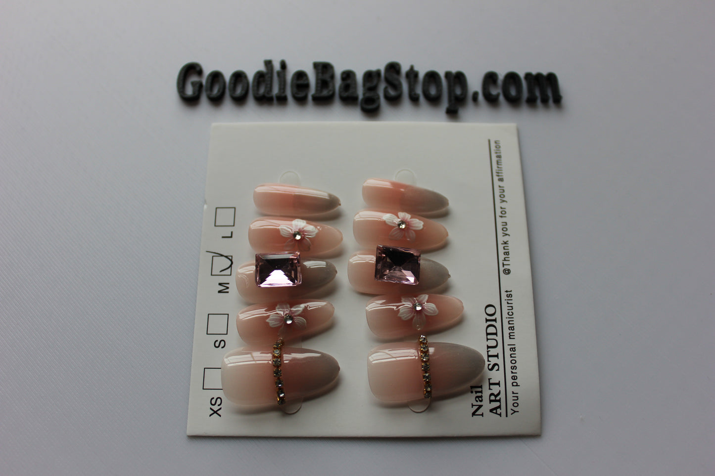 Designer Press On Nails