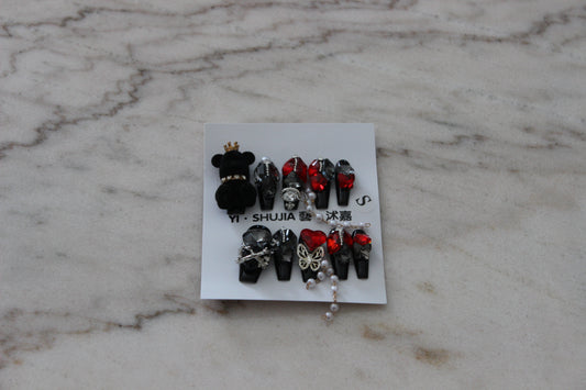 Designer Press On Nails