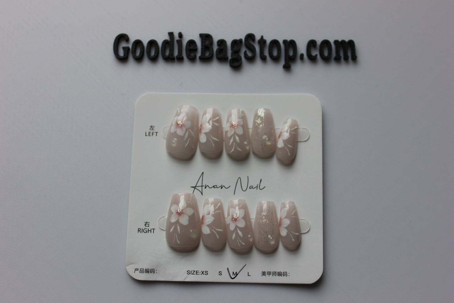 Designer Press On Nails