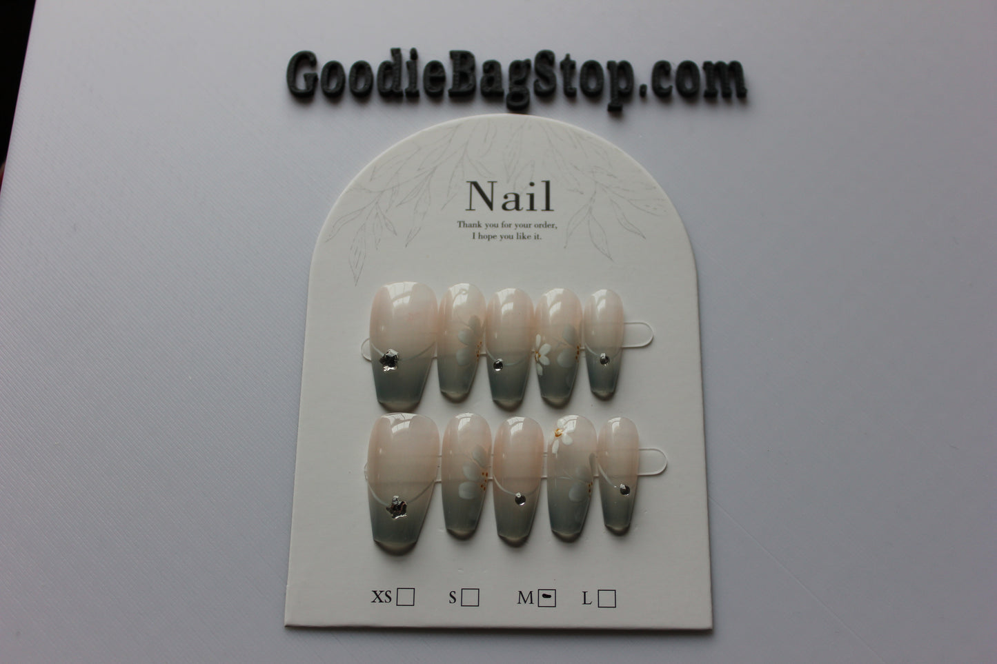 Designer Press On Nails