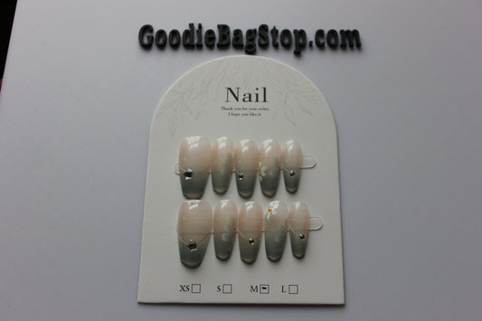 Designer Press On Nails