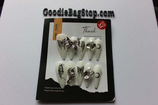 Designer Press On Nails