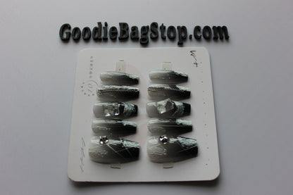 Designer Press On Nails